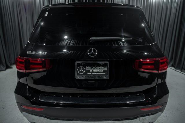 new 2025 Mercedes-Benz GLB 250 car, priced at $47,520