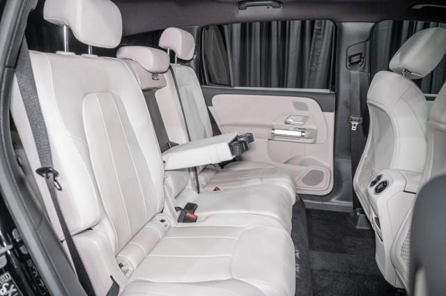 new 2025 Mercedes-Benz GLB 250 car, priced at $47,520