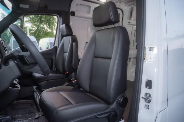 new 2025 Mercedes-Benz Sprinter 2500 car, priced at $58,992