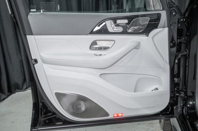 new 2025 Mercedes-Benz Maybach GLS 600 car, priced at $203,750