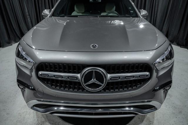 new 2025 Mercedes-Benz GLA 250 car, priced at $50,415