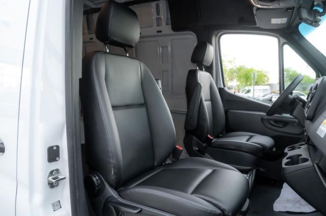 new 2025 Mercedes-Benz Sprinter 2500 car, priced at $61,005