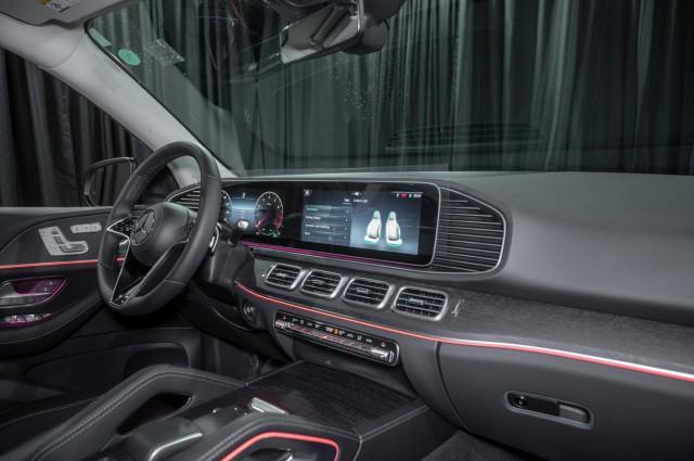 new 2025 Mercedes-Benz GLE 350 car, priced at $77,130