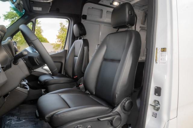 new 2025 Mercedes-Benz Sprinter 2500 car, priced at $72,411