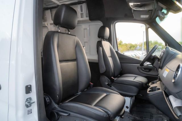new 2025 Mercedes-Benz Sprinter 2500 car, priced at $72,411