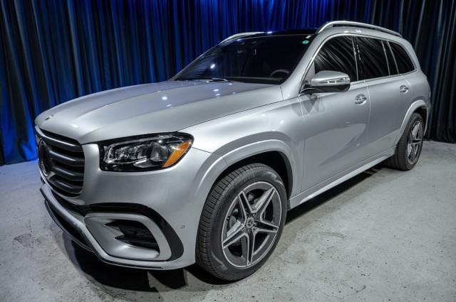 new 2025 Mercedes-Benz GLS 450 car, priced at $96,075