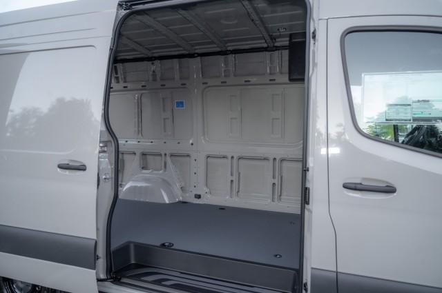 new 2026 Mercedes-Benz Sprinter 2500 car, priced at $70,330