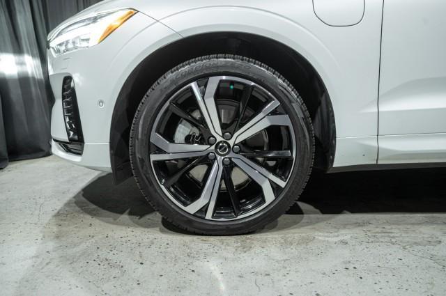 used 2024 Volvo XC60 Recharge Plug-In Hybrid car, priced at $55,988