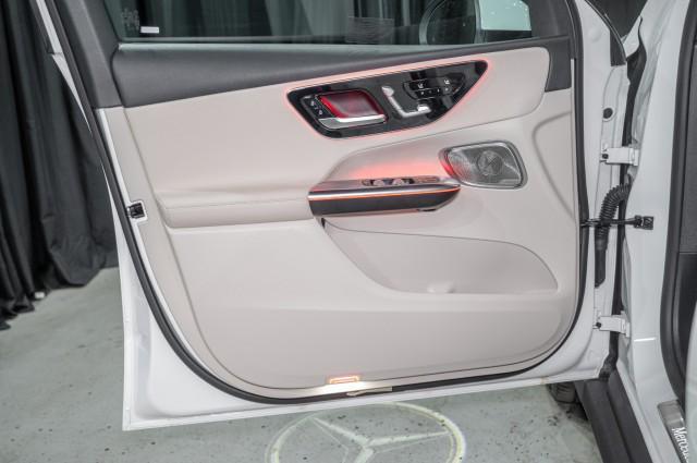 new 2025 Mercedes-Benz GLC 300 car, priced at $54,735