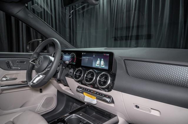 new 2026 Mercedes-Benz GLA 250 car, priced at $45,385