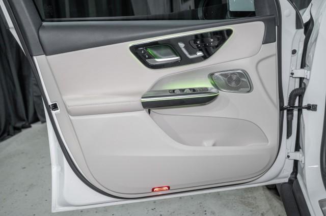new 2025 Mercedes-Benz GLC 300 car, priced at $58,115