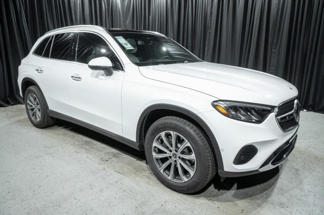 new 2025 Mercedes-Benz GLC 300 car, priced at $58,115