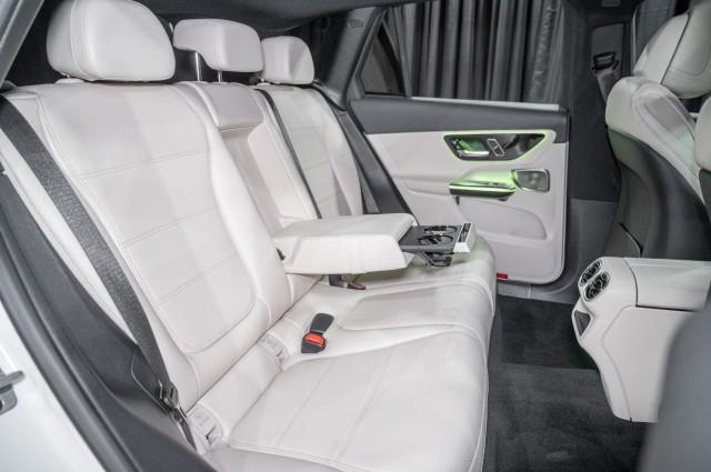 new 2025 Mercedes-Benz GLC 300 car, priced at $58,115