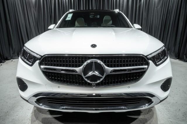 new 2025 Mercedes-Benz GLC 300 car, priced at $58,115