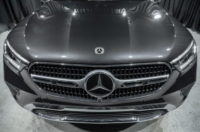 new 2024 Mercedes-Benz GLC 300 car, priced at $55,025