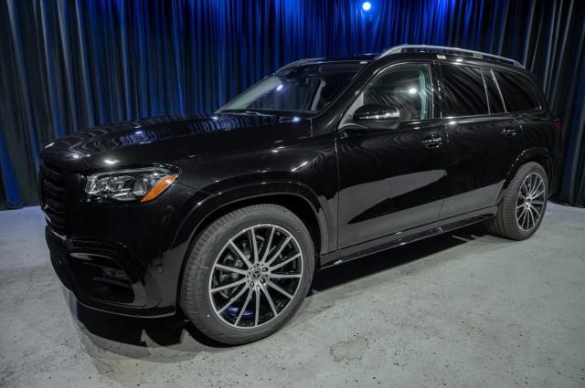new 2026 Mercedes-Benz GLS 450 car, priced at $98,935