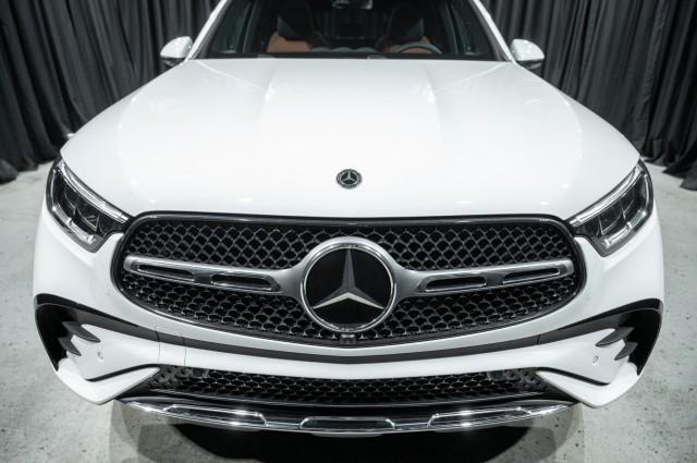 new 2025 Mercedes-Benz GLC 300 car, priced at $63,765