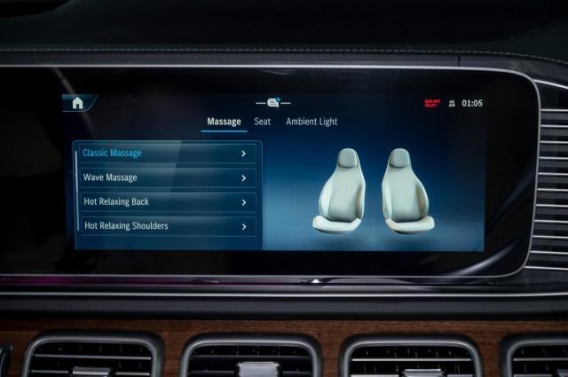 new 2025 Mercedes-Benz GLE 450 car, priced at $93,140