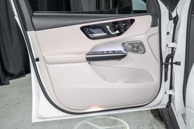 new 2025 Mercedes-Benz GLC 300 car, priced at $54,735