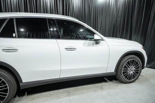 new 2025 Mercedes-Benz GLC 300 car, priced at $54,735