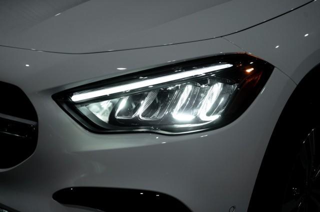 new 2025 Mercedes-Benz GLA 250 car, priced at $42,600