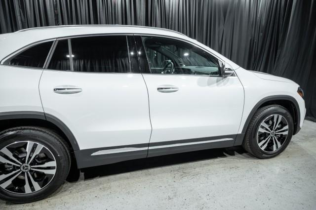 new 2025 Mercedes-Benz GLA 250 car, priced at $42,600