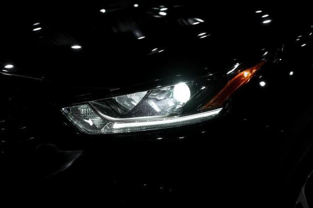 used 2021 Toyota Highlander car, priced at $36,200