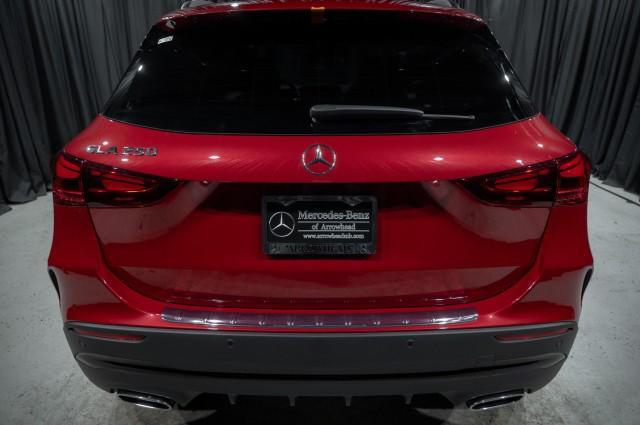 new 2025 Mercedes-Benz GLA 250 car, priced at $53,790