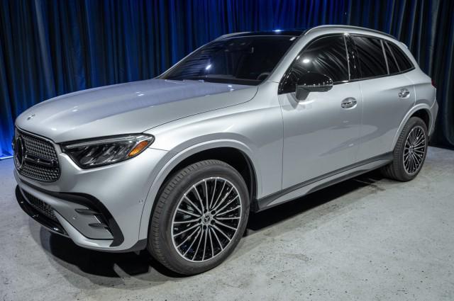 new 2024 Mercedes-Benz GLC 300 car, priced at $61,285