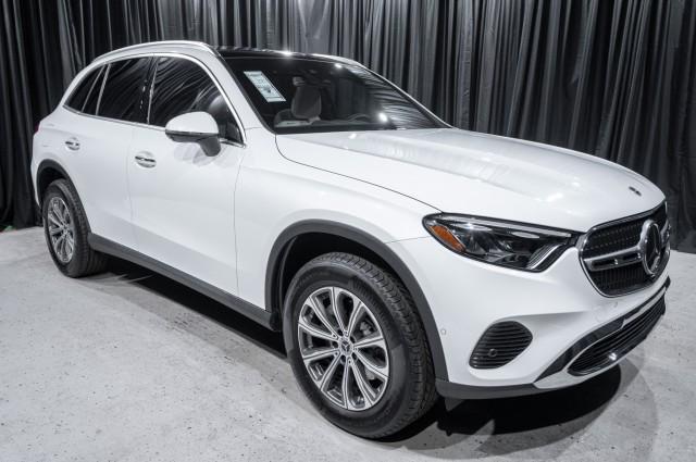 new 2025 Mercedes-Benz GLC 300 car, priced at $54,975