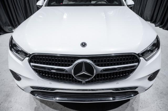 new 2025 Mercedes-Benz GLC 300 car, priced at $54,975