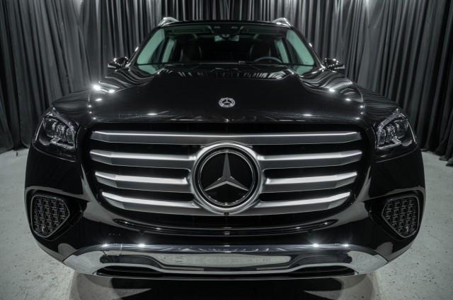 new 2026 Mercedes-Benz GLS 450 car, priced at $93,935