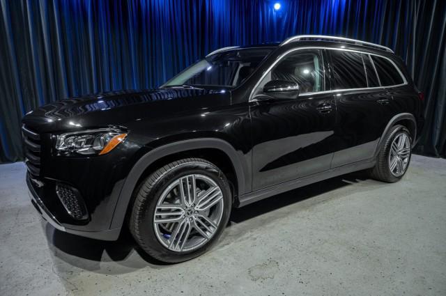new 2026 Mercedes-Benz GLS 450 car, priced at $93,935