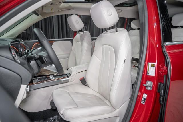 new 2026 Mercedes-Benz GLB 250 car, priced at $53,820