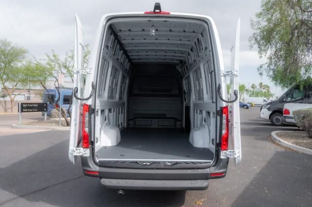 new 2025 Mercedes-Benz Sprinter 2500 car, priced at $65,978