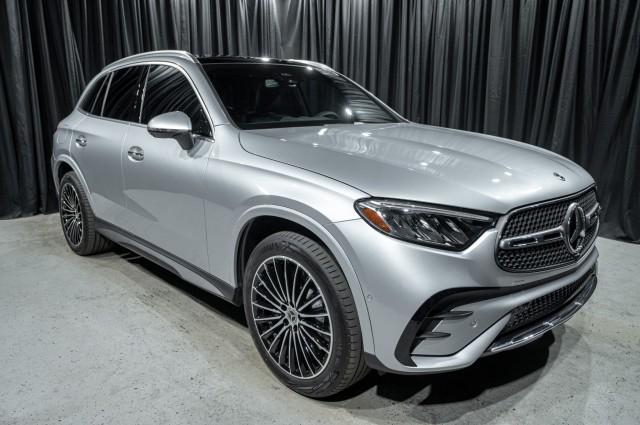 new 2025 Mercedes-Benz GLC 350e car, priced at $71,175