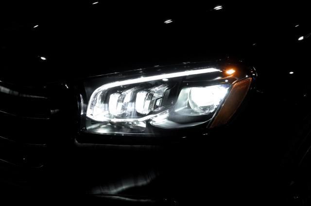 new 2025 Mercedes-Benz GLS 450 car