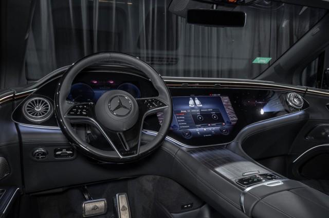 new 2024 Mercedes-Benz Maybach EQS 680 car, priced at $206,220