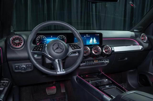 used 2024 Mercedes-Benz GLB 250 car, priced at $42,988