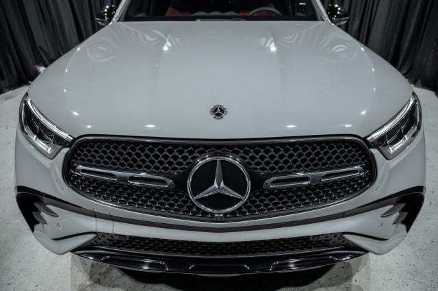 new 2025 Mercedes-Benz GLC 300 car, priced at $64,485