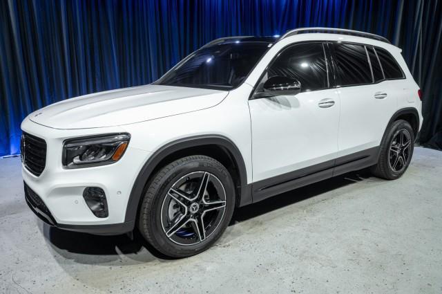 new 2026 Mercedes-Benz GLB 250 car, priced at $52,620