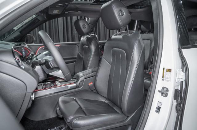 new 2026 Mercedes-Benz GLB 250 car, priced at $52,620