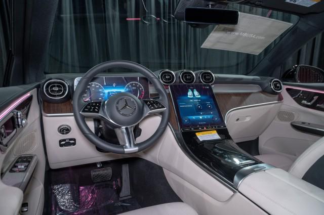 new 2024 Mercedes-Benz GLC 300 car, priced at $54,065
