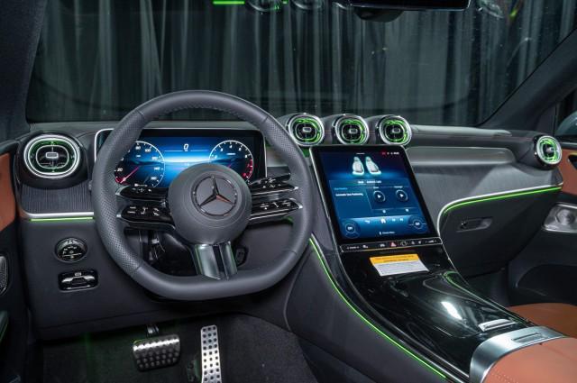 new 2025 Mercedes-Benz GLC 300 car, priced at $64,315