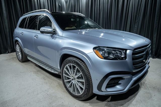 new 2025 Mercedes-Benz GLS 450 car, priced at $108,365