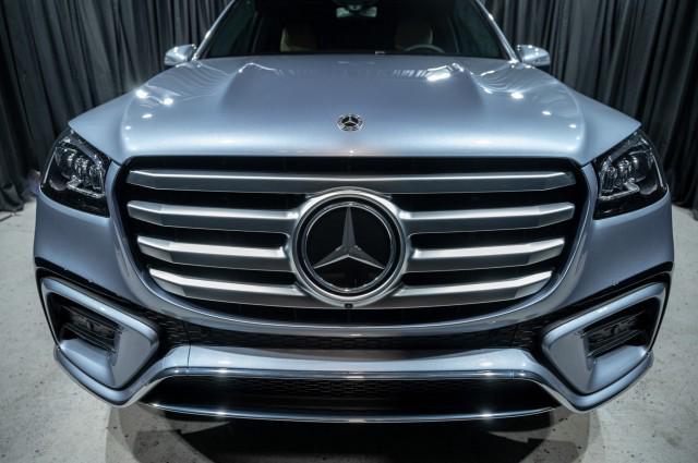 new 2025 Mercedes-Benz GLS 450 car, priced at $108,365