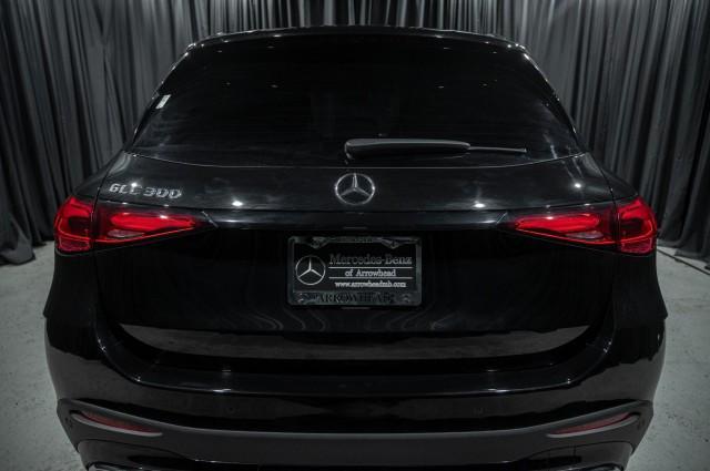 new 2025 Mercedes-Benz GLC 300 car, priced at $61,800