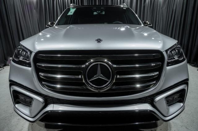new 2025 Mercedes-Benz GLS 450 car, priced at $104,895