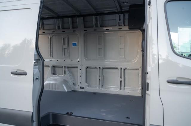 new 2025 Mercedes-Benz Sprinter 2500 car, priced at $80,408