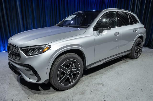 new 2024 Mercedes-Benz GLC 300 car, priced at $62,075